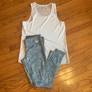VICTORIA SPORT- 2 piece workout- Yoga leggings (small) and tank top (Medium)